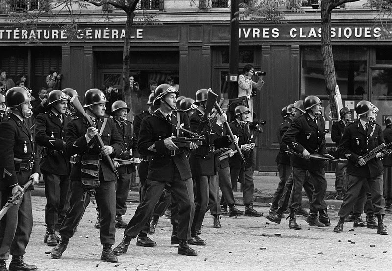 Des gendarmes en mai 68